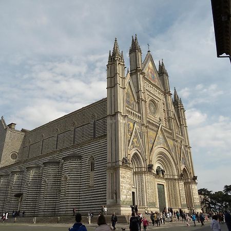 Апартаменты Orvieto Brick House Орвьето-Скало Экстерьер фото