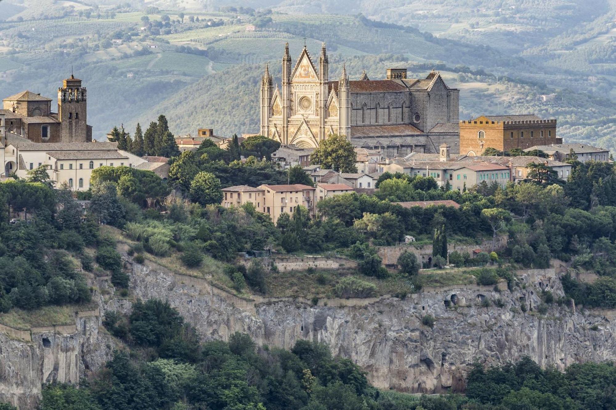 Апартаменты Orvieto Brick House Орвьето-Скало Экстерьер фото